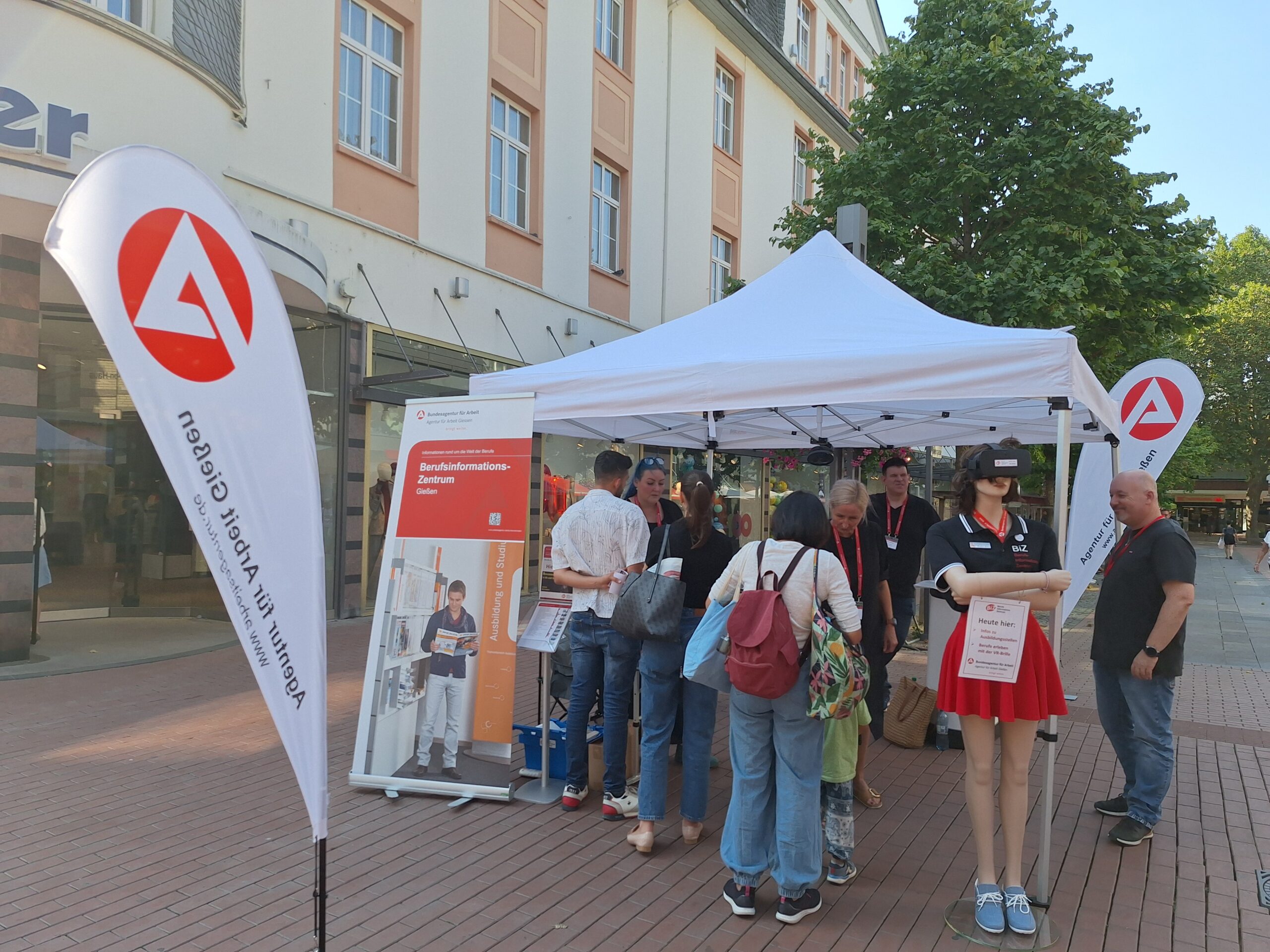Arbeitsagentur Gießen: Berufliche Perspektiven direkt beim Shoppen im Seltersweg entdecken