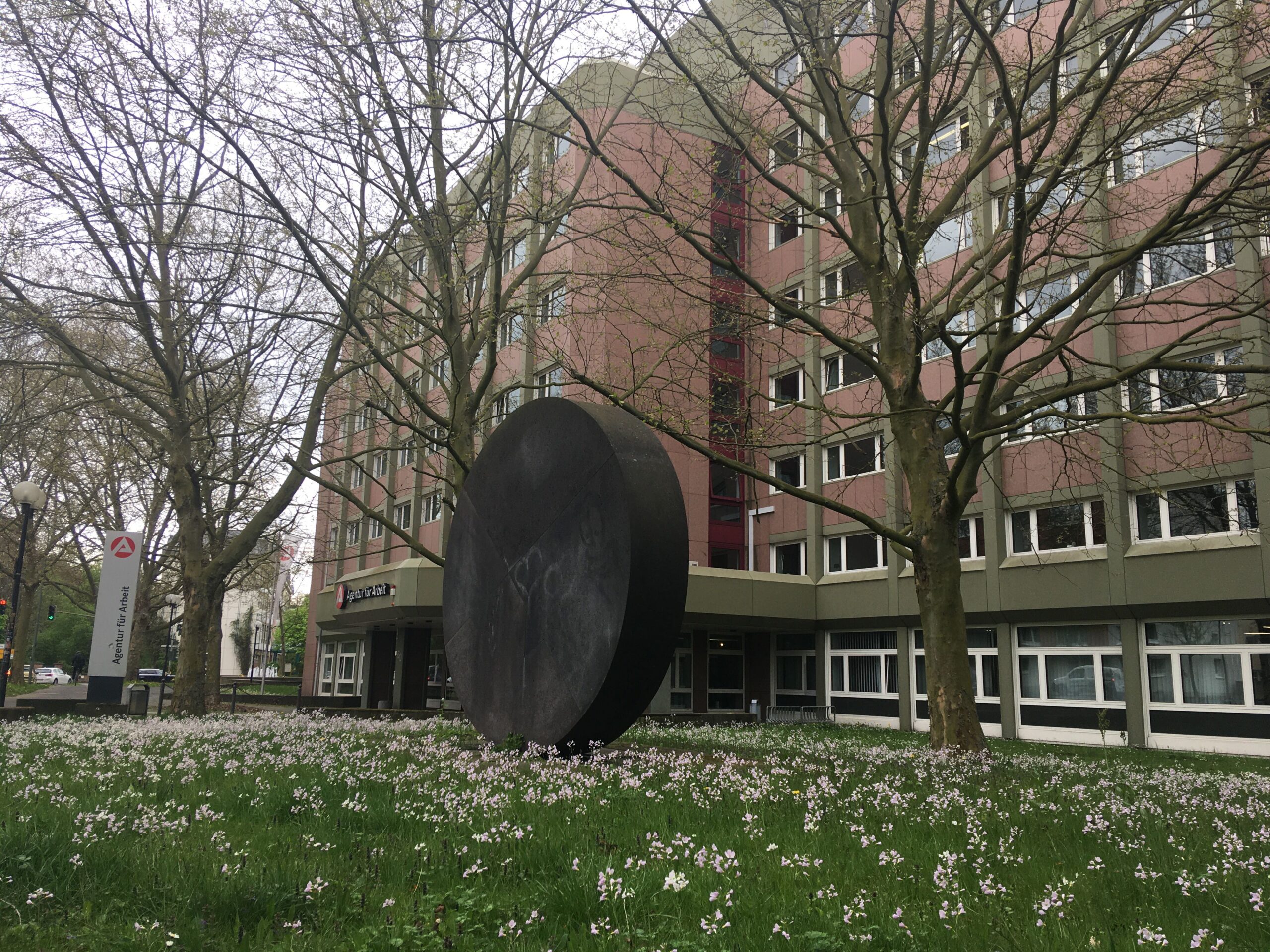 Frühjahrsbelebung am Arbeitsmarkt